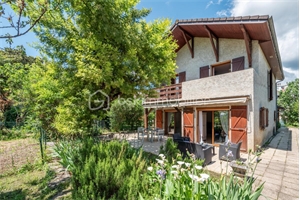 maison individuelle à la vente -   38100  GRENOBLE, surface 120 m2 vente maison individuelle - UBI474064910